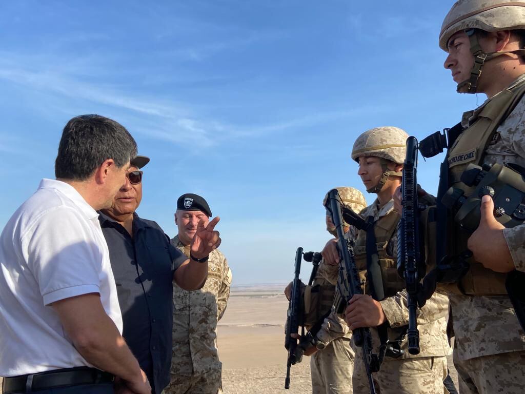 Subsecretarios de Interior y Defensa visitan Complejo Chacalluta
